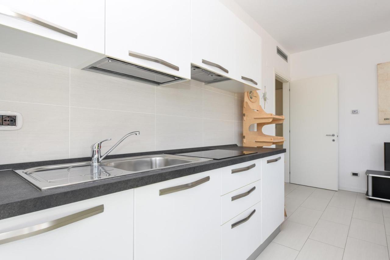 Sail Home - Apartments For Wind Lovers كامبيوني ديل غاردا المظهر الخارجي الصورة